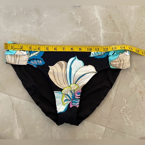 Trina Turk Tankini Top Size 10  Sintra Flora Shirred Hipster Bottom Floral Print - Picture 8 of 13